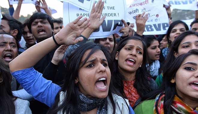 8 aylık bebeğe tecavüz: Delhi nasıl uyuyabiliyor?