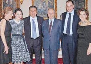 Doğan ve Boyner nişan kesti