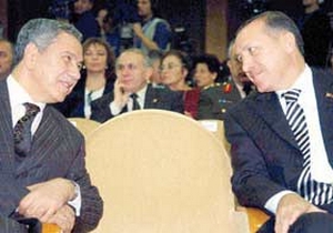 Erdoğan’dan Arınç’a makam jesti
