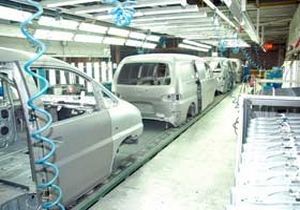 Otomobil fabrikaları 4 bin işçi alıyor