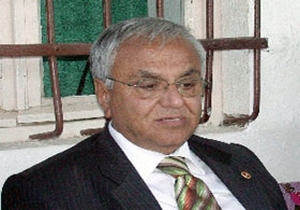 Bakan uyursa bekçisi de uyur
