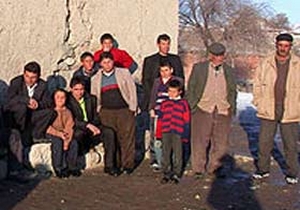 Kredizede köyde hapis yatmayan kalmadı