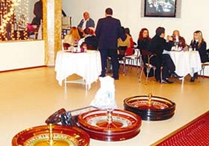 2 milyar dolarlık pazara komik ceza
