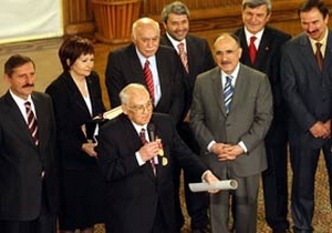Gazanfer Bilge, vefat etti