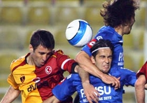 Galatasaray'dan şampiyonluğa veda