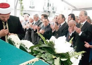 İşdünyasının Fuat Ağabeyi uğurlandı