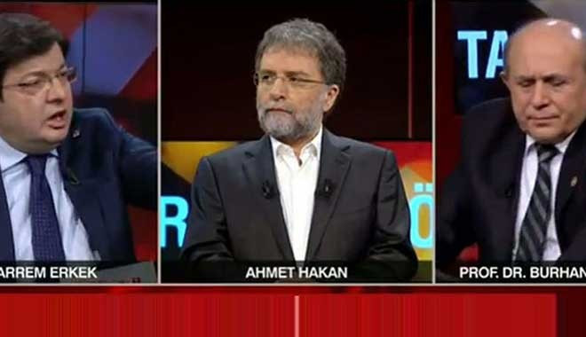 AKP'li anayasa profesöründen şaşırtıcı itiraf: Hukuk yok....