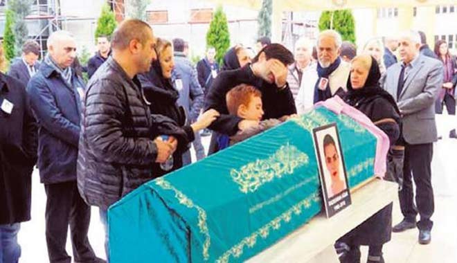 Ağar’dan gelinine gözyaşlarıyla veda