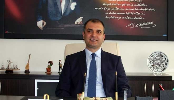 Aile Bakanlığı’nda bu kez otomobil skandalı: Makam aracını ailesine tahsis etmiş