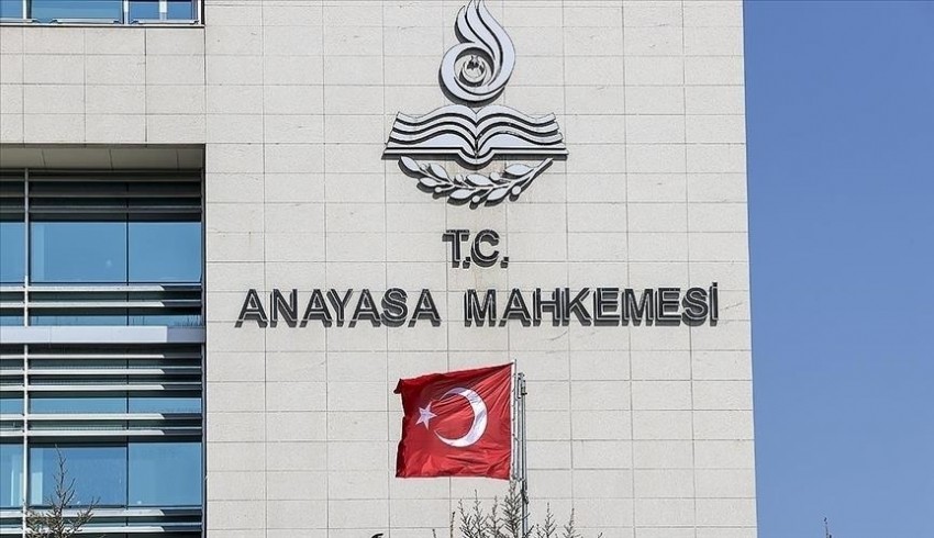 Akşam 22'den sonra alkollü içki satana ceza Anayasaya uygun