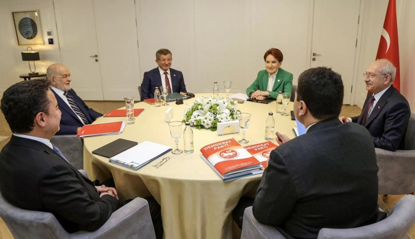 Meral Akşener, 'Masaya geri dönerim' dedi...