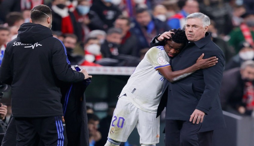 Ancelotti'den ırkçılık itirafı: "İspanya liginde ırkçılık sorunu var"