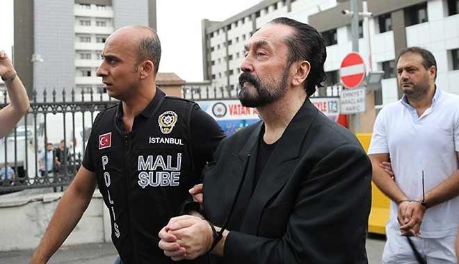 Eski vekilin oğlu: Babam ölünce Adnan Oktar annemi kandırıp örgüte aldı, mirasına kondu