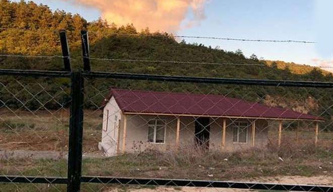 Arnavutköy'de kaçak yapı neden yıkılamıyor...