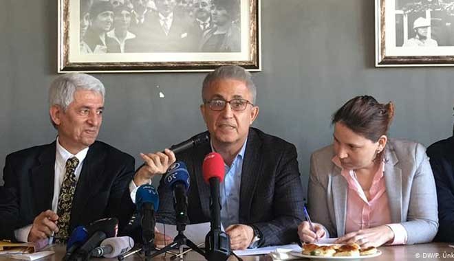 Avukat Pekin: ETS Tur'u tatil rezervasyonu için aramak terör örgütüyle irtibat sayılarak suç delili sayıldı