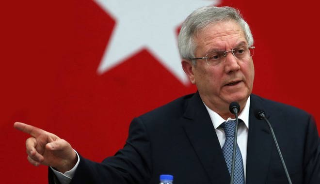 Aziz Yıldırım yıllar sonra ilk kez orada: İlk arayanı anlatırken gözleri doldu