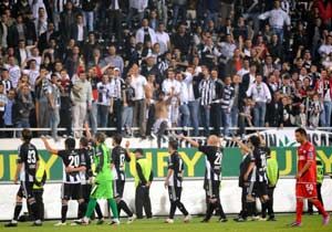 Beşiktaş'tan yeni transfer Hilbert'e şok!