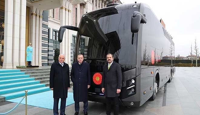 BMC'den Cumhurbaşkanı Erdoğan'a hediye otobüs
