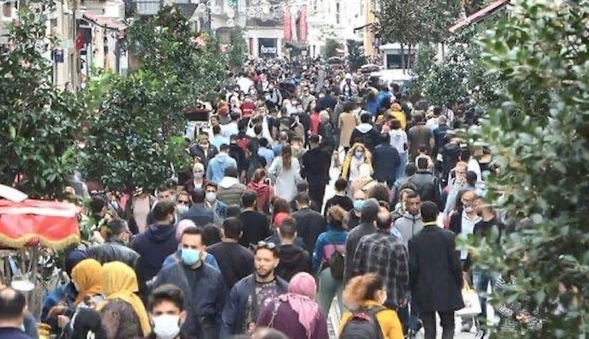 TÜİK: Yaşlı nüfus arttı, gençlerin oranı azaldı