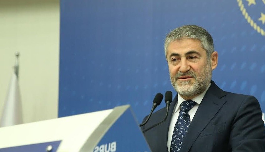 Karar yazarı Taşgetiren: Hazine Bakanı'nın 'farkındayız' demekten başka yaptığı bir şey var mı?