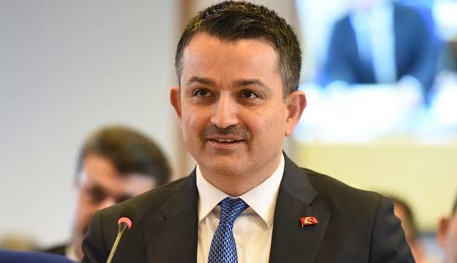 Bakan Pakdemirli 'Saman, buğday ithal ettiniz’ diyenlere seslendi: Paramız var ki ithalat yapıyoruz
