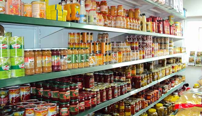 Carrefour 273 mağaza kapatıp 2400 kişiyi işten çıkaracak