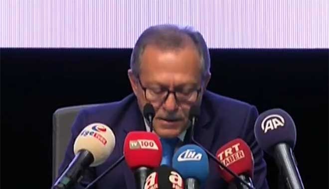 Balıkesir Belediye Başkanı Ahmet Edip Uğur ağlayarak istifa etti