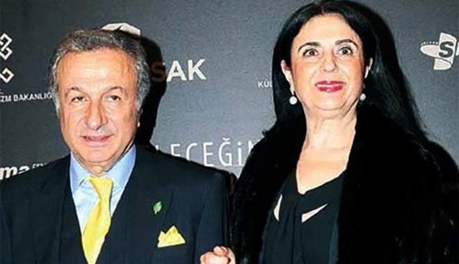 Başkanlığı kaybetti, 40 yıllık eşinden boşandı