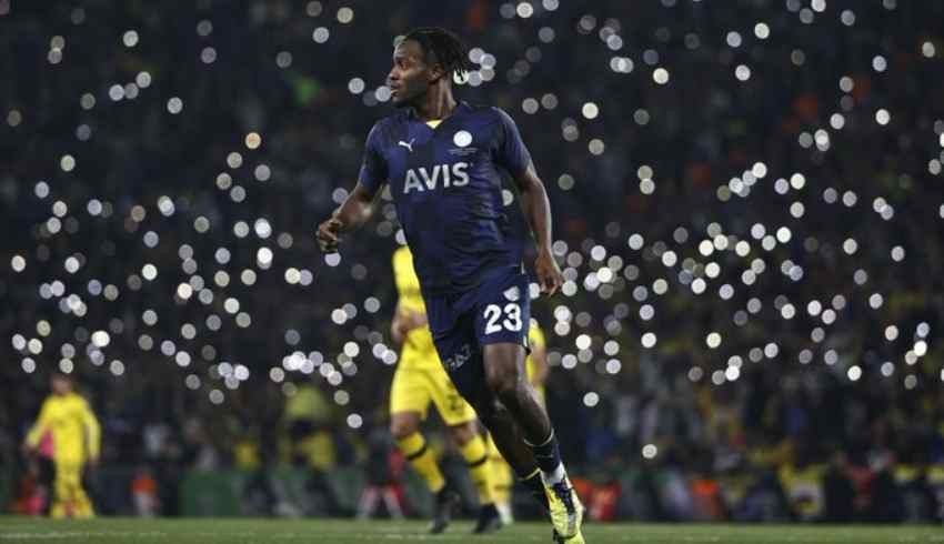 Batshuayi hat-trick yaptı, Fenerbahçe farklı kazandı