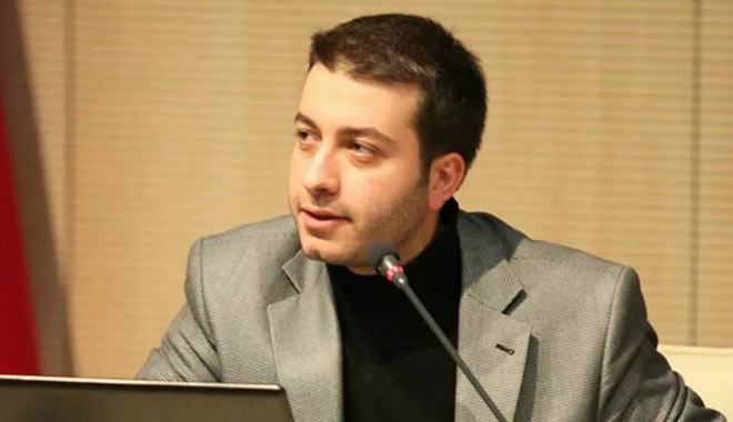 Batuhan Çolak: Yeniçağ'daki genel yayın yönetmenliği görevlerime yakışıksız bir yöntemle son verildi