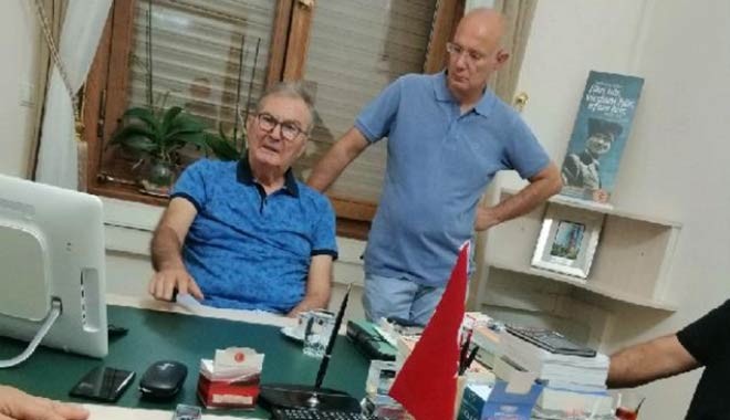 CHP eski Genel Başkanı Deniz Baykal hayatını kaybetti
