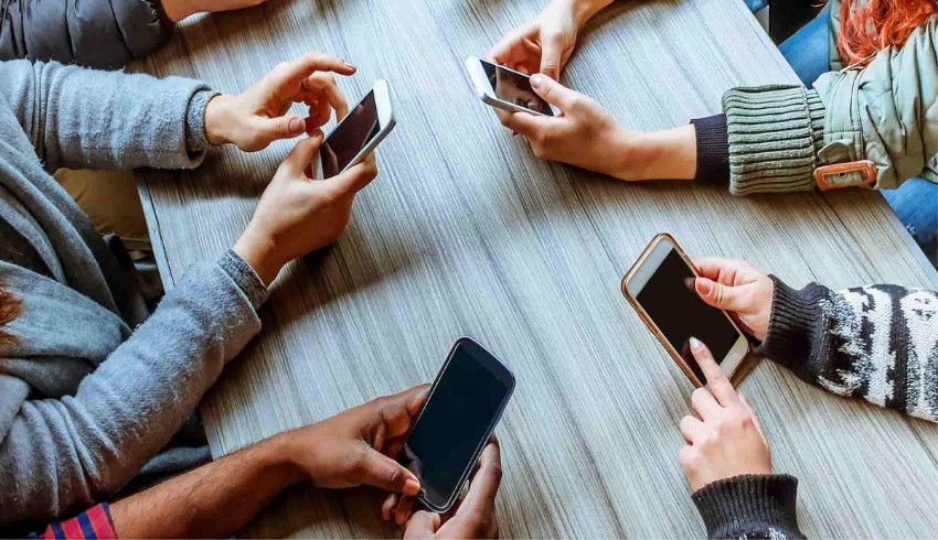 Bayramda cep telefonuyla 21,6 milyar dakika görüşme yapıldı