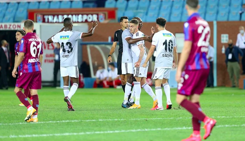 Beşiktaş, Trabzonspor'u deplasmanda 3-1 yendi