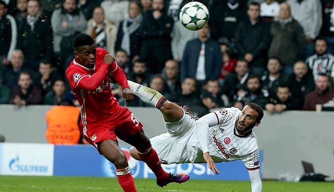 Beşiktaş'tan müthiş gol! 3-0'dan tarihi dönüş