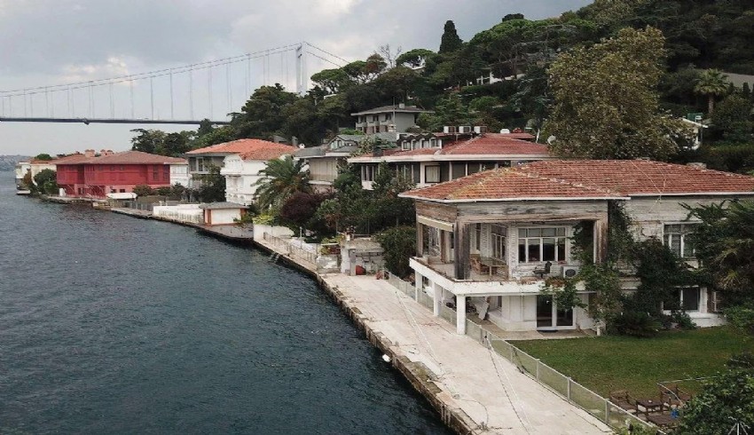 Boğazdaki yalılar yükselen deniz seviyesi ile tehdit altında