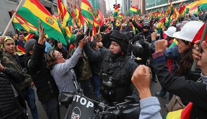 Bolivya'da Amerikancı darbe!