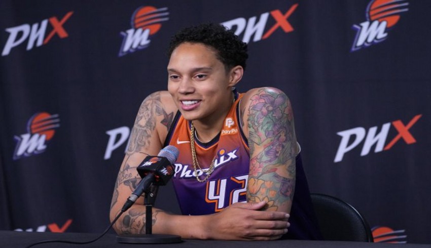 Brittney Griner, tutukluluk sonrası ilk maçına çıktı