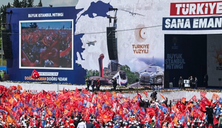 Büyük İstanbul Mitingi'ne 1.7 milyon kişilik katılım
