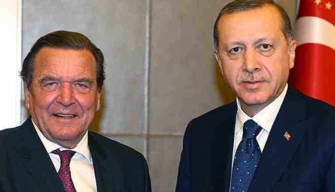 Büyükada tahliyeleri ile ilgili flaş iddia! Krizi Erdoğan ile görüşen Schröder mi çözdü?