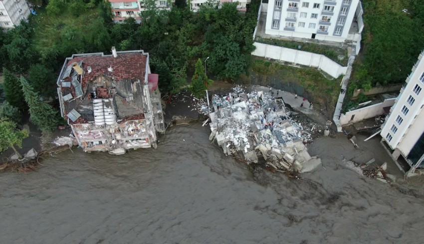 Can kaydı 40'a çıktı! Karadeniz güne bu acı manzarayla uyandı