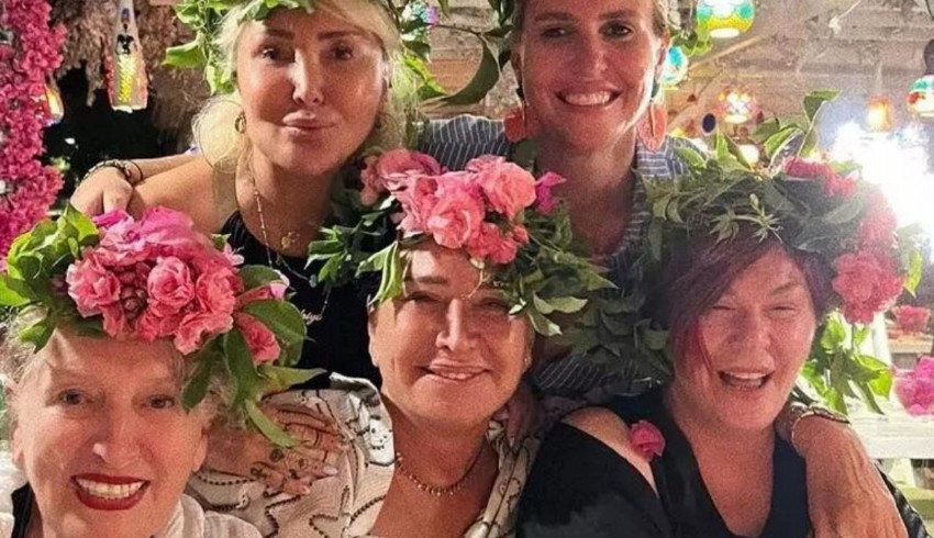Çiçek kızlar Bodrum'da buluştu