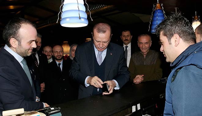 Cumhurbaşkanı Erdoğan sosyetik gececilerin mekanına gitti