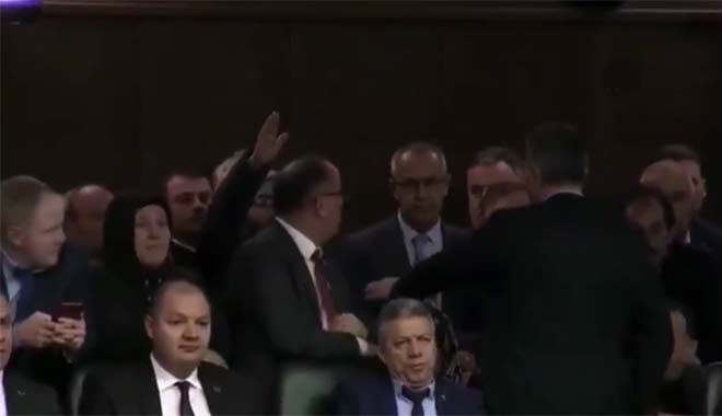 Cumhurbaşkanı Erdoğan konuşurken ''Çocuklarım aç'' diye bağırdı