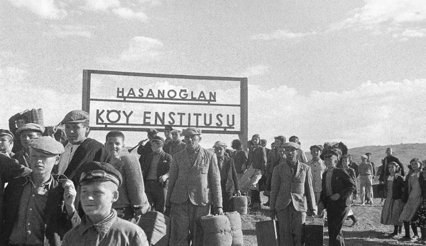 Cumhuriyet güneşi: Köy Enstitüleri