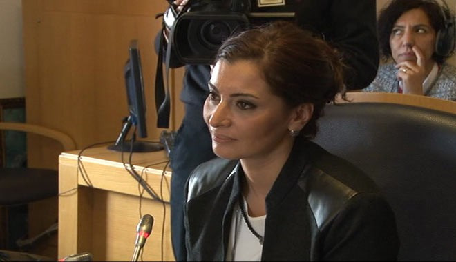 Hande Fırat hastaneye kaldırıldı