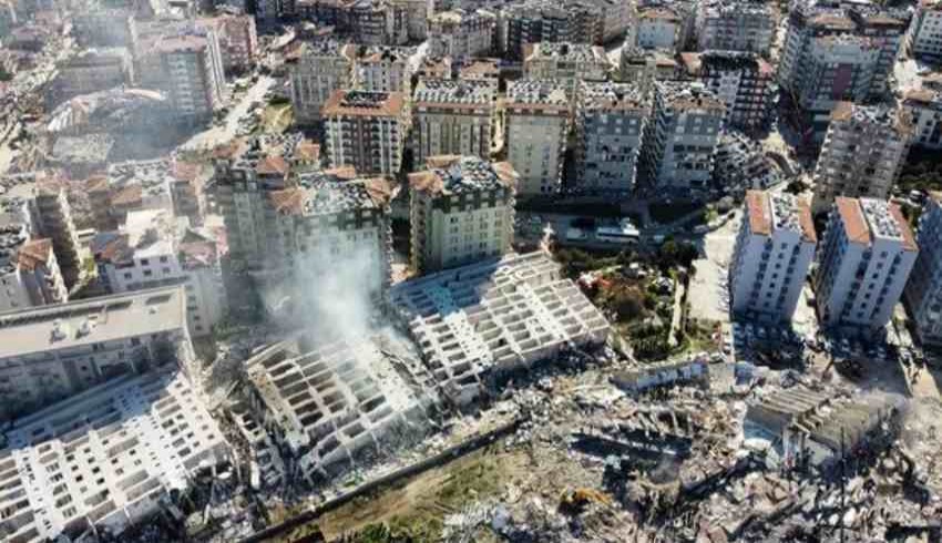 EBRD: Deprem sonrası yeniden inşanın maliyeti 100 milyar doları bulabilir