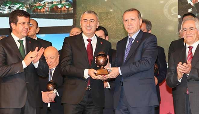 Kimse duymadı: Abdurrahman Şentürk'e 2 milyar TL’lik ‘davet’ işi