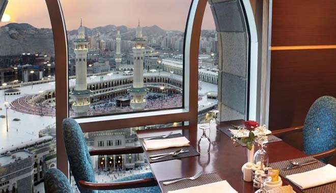 Diyanet'ten vekillere 14 günlük VIP hac