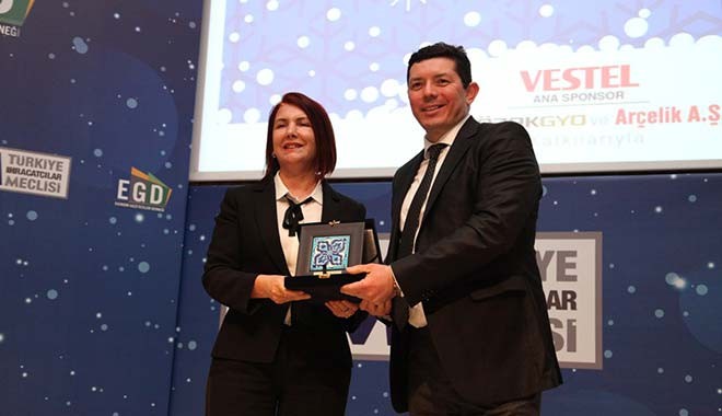 Ekonomi basınında 20 yılını dolduranlara plaket: İşte isim listesi..