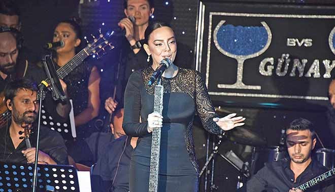 Ebru Gündeş’i canlı dinlemek 2 bin TL